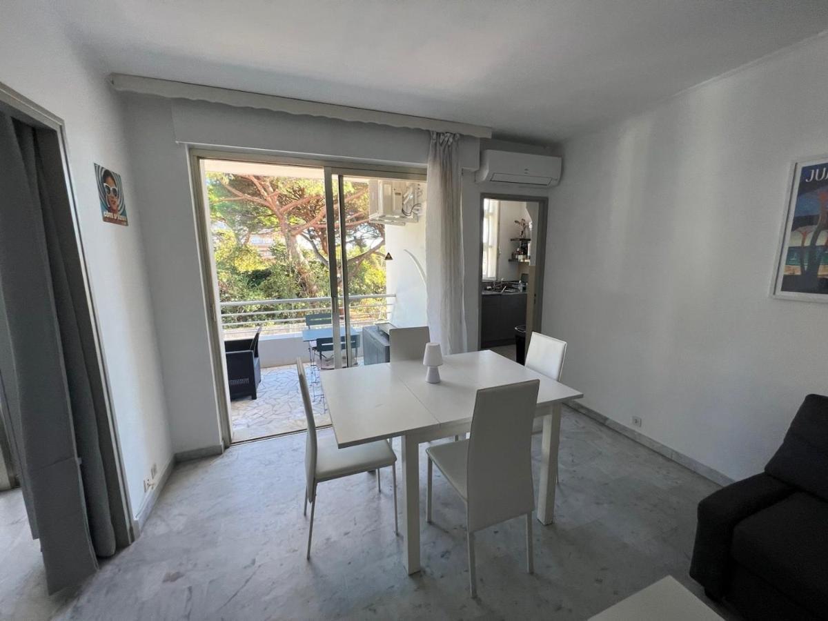 Seafront - Beautiful Flat With Aircon And Comfortable Loggia Vallauris Exterior photo